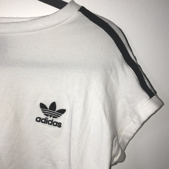 Women’s Cropped Tee - Picture 2 of 2